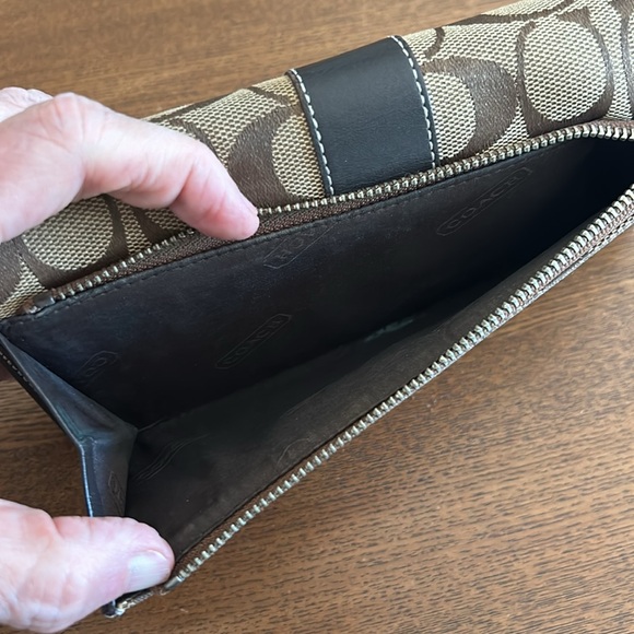 Coach Brown Slim Envelope Signature Wallet - Picture 3 of 7